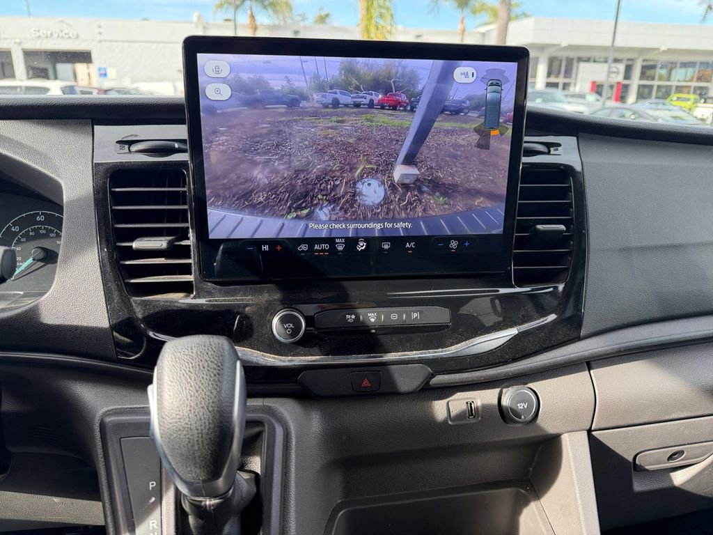 Used 2023 Ford Transit 350 XLT image 21