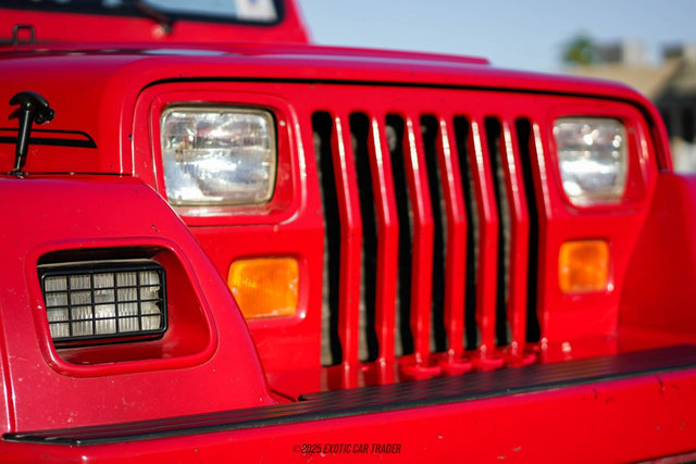 Used 1991 Jeep Wrangler Renegade AWD/4WD image 90