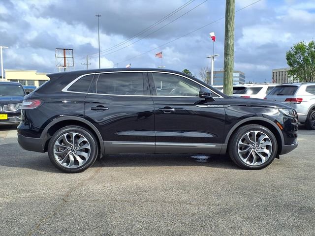 Certified 2023 Lincoln Nautilus Reserve image 21