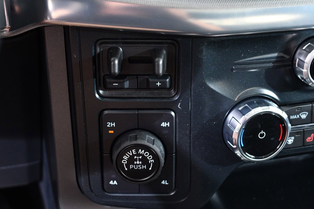 New 2025 Ford F150 Lariat w/ Equipment Group 502A High image 33