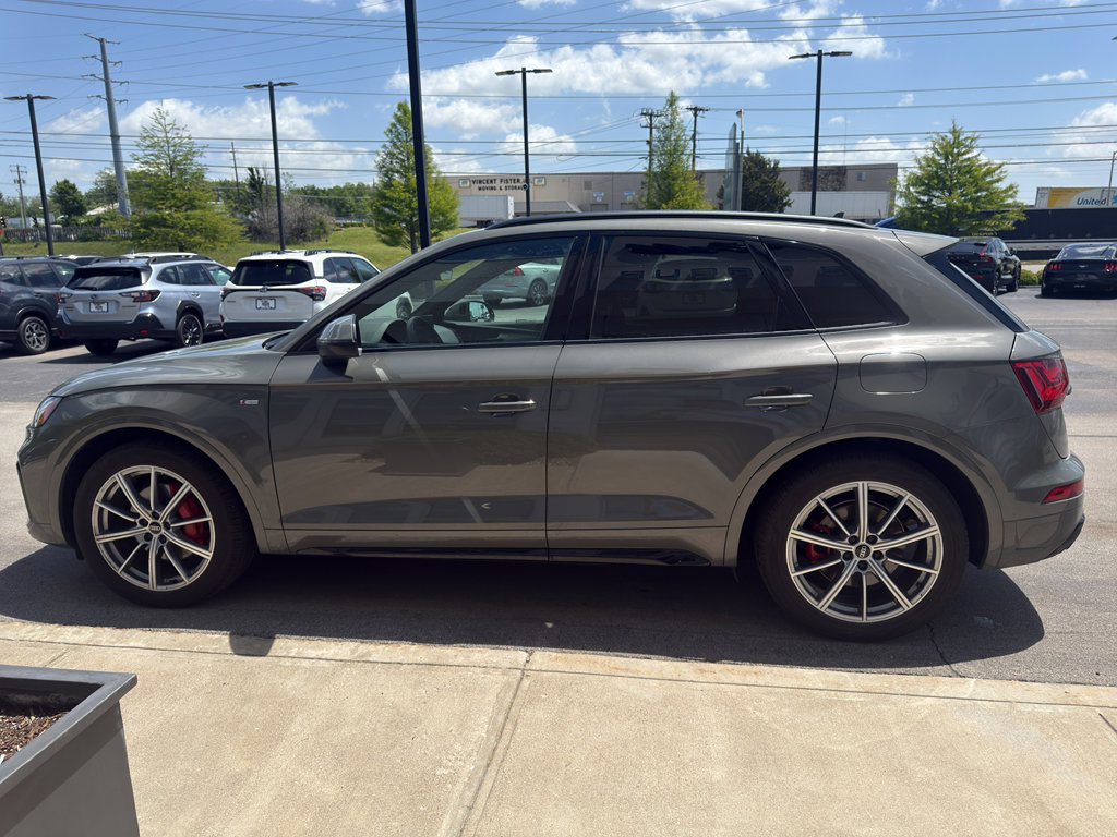 Used 2024 Audi Q5 e Premium Plus AWD/4WD image 6
