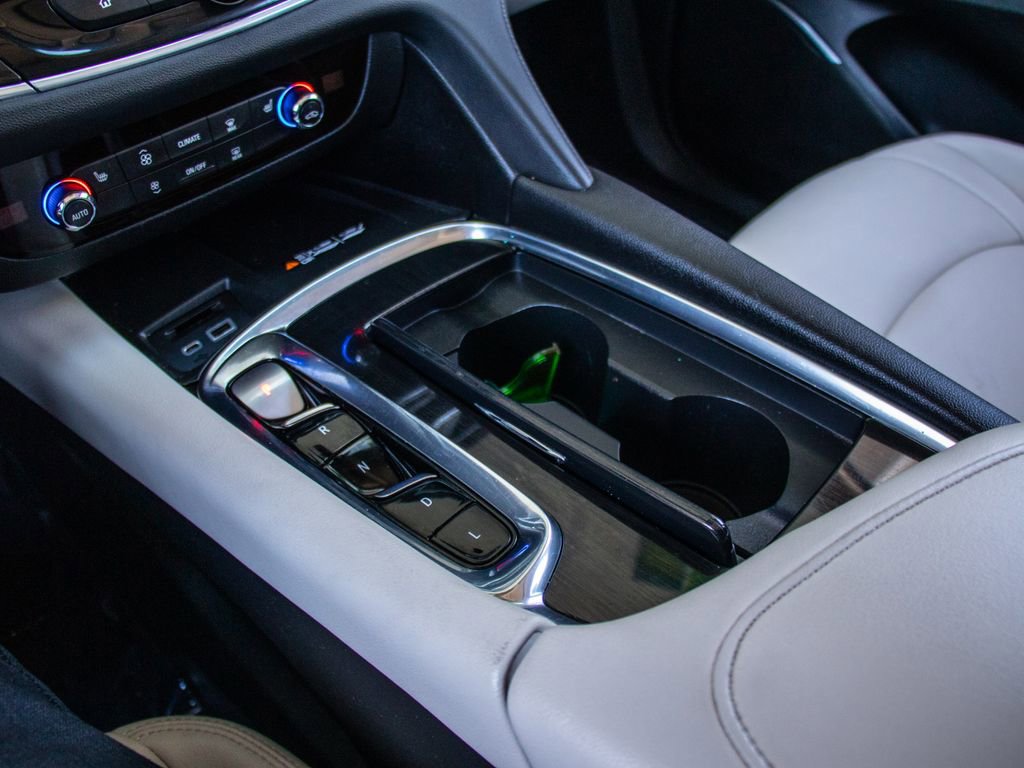 Used 2022 Buick Enclave Essence w/ Experience Buick Package image 17