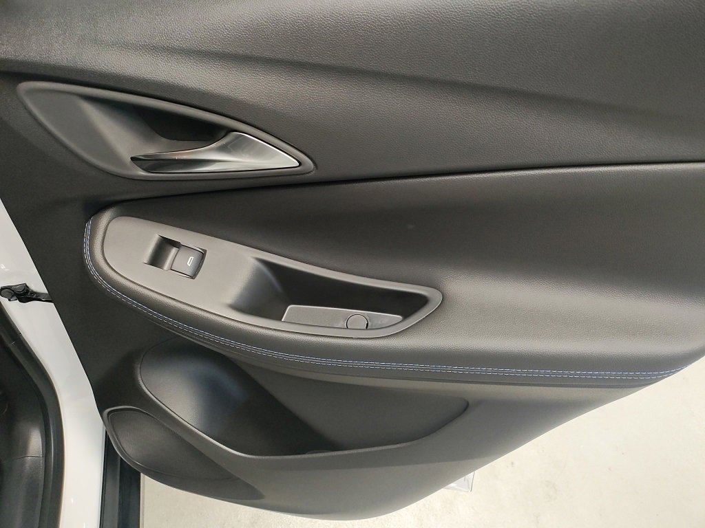 New 2026 Buick Encore GX Sport Touring w/ Comfort Package image 13