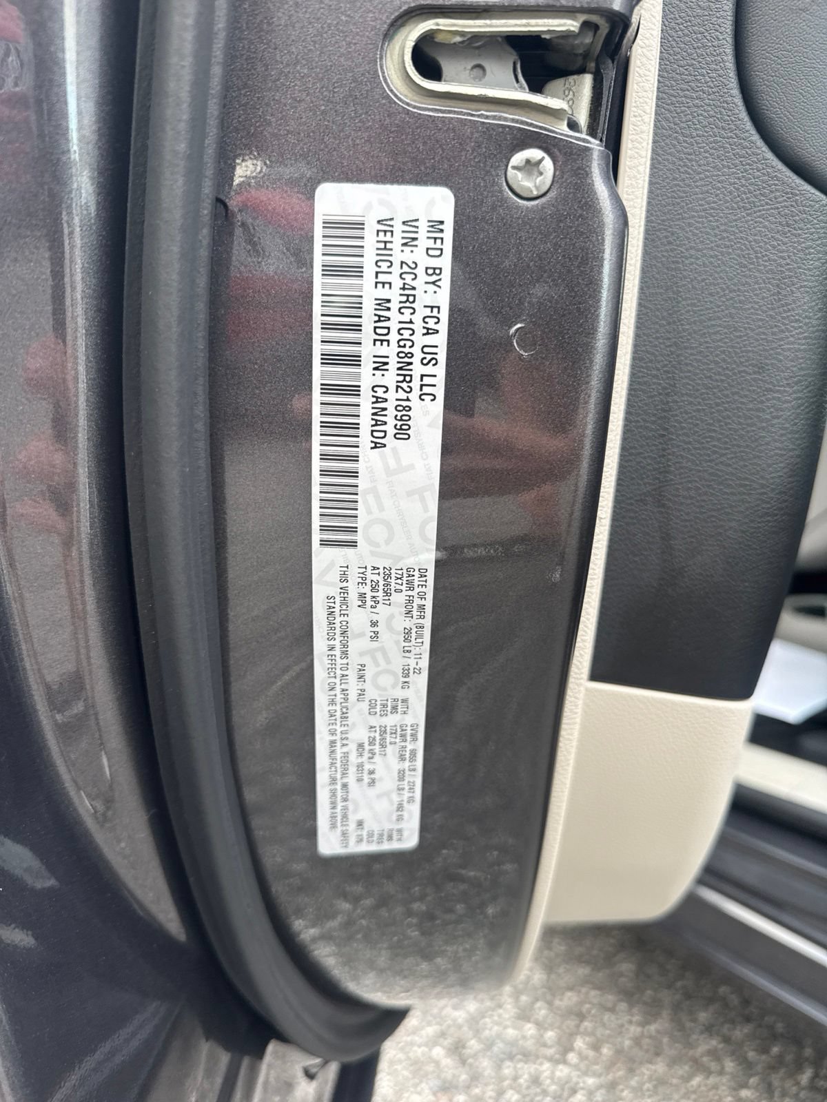 Used 2022 Chrysler Voyager LX FWD image 14