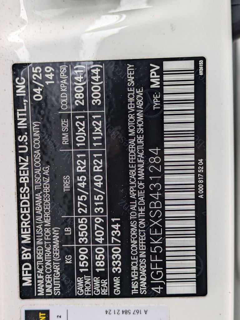 Used 2025 Mercedes-Benz GLS 450 4MATIC image 37