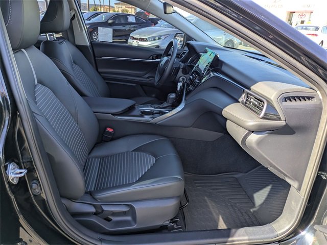Used 2024 Toyota Camry SE image 20