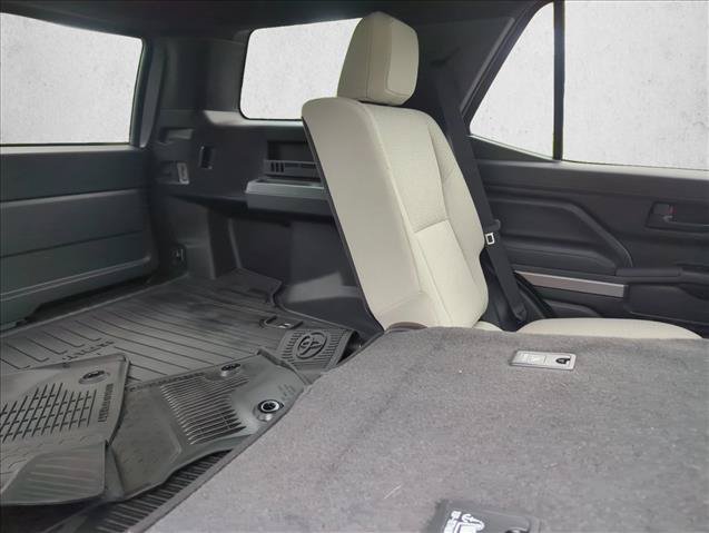 Certified 2025 Toyota 4Runner SR5 AWD/4WD image 25