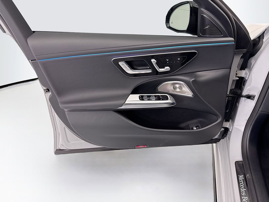 Used 2026 Mercedes-Benz E 450 4MATIC Sedan image 23