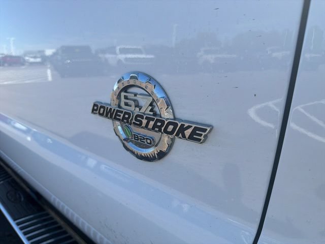 Used 2016 Ford F250 Lariat w/ Lariat Ultimate Package AWD/4WD image 6