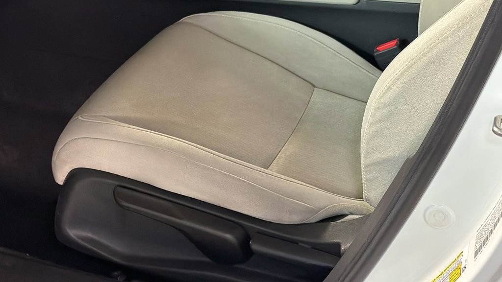 Used 2018 Honda Accord LX image 25