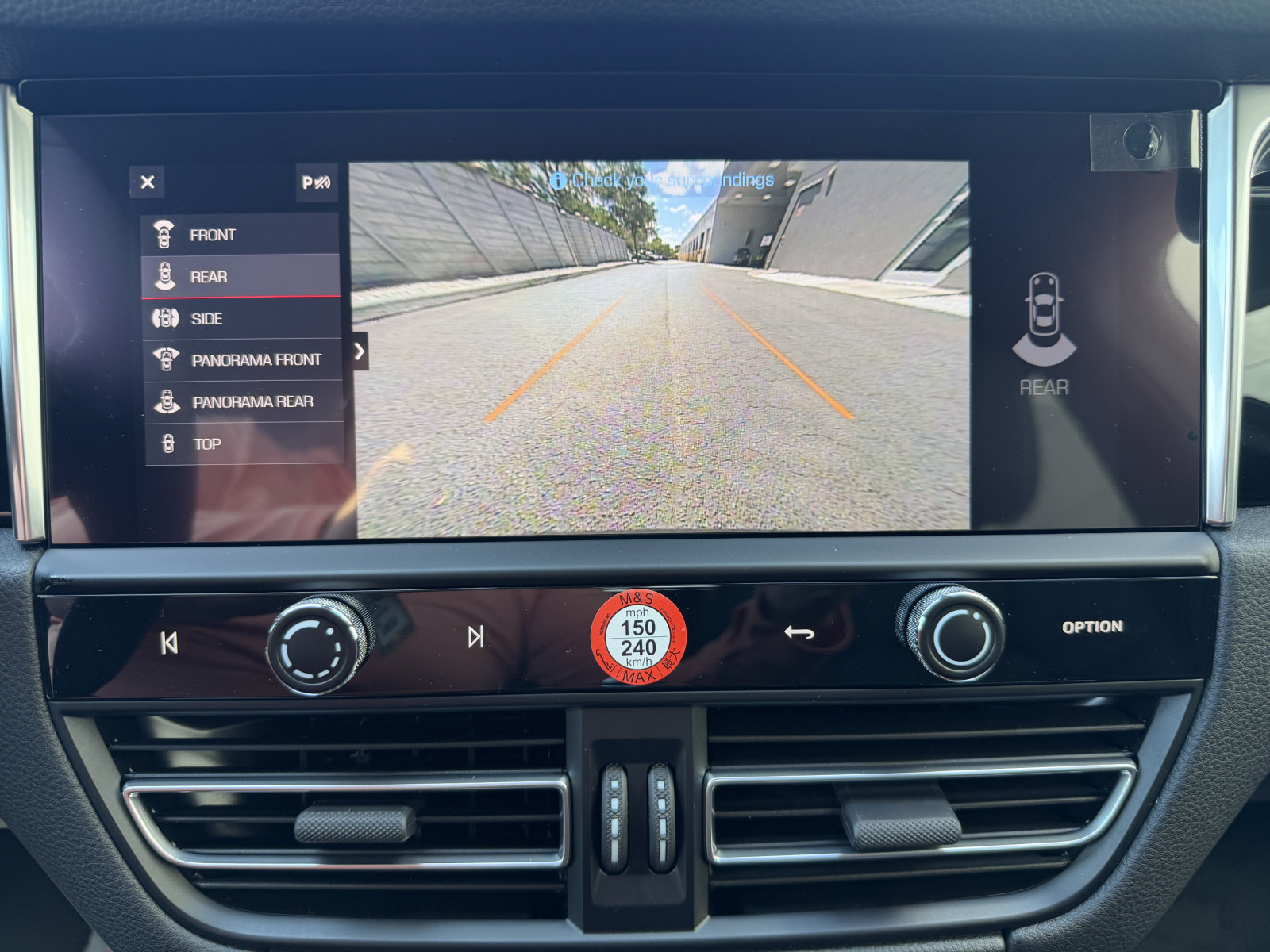 New 2026 Porsche Macan AWD/4WD image 30