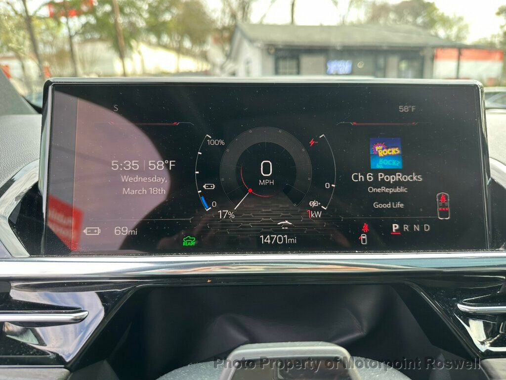 Used 2024 GMC Sierra EV Denali image 16