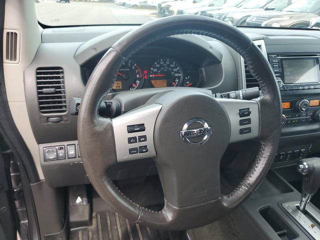 Used 2016 Nissan Frontier SV w/ SV Value Truck Package AWD/4WD image 11