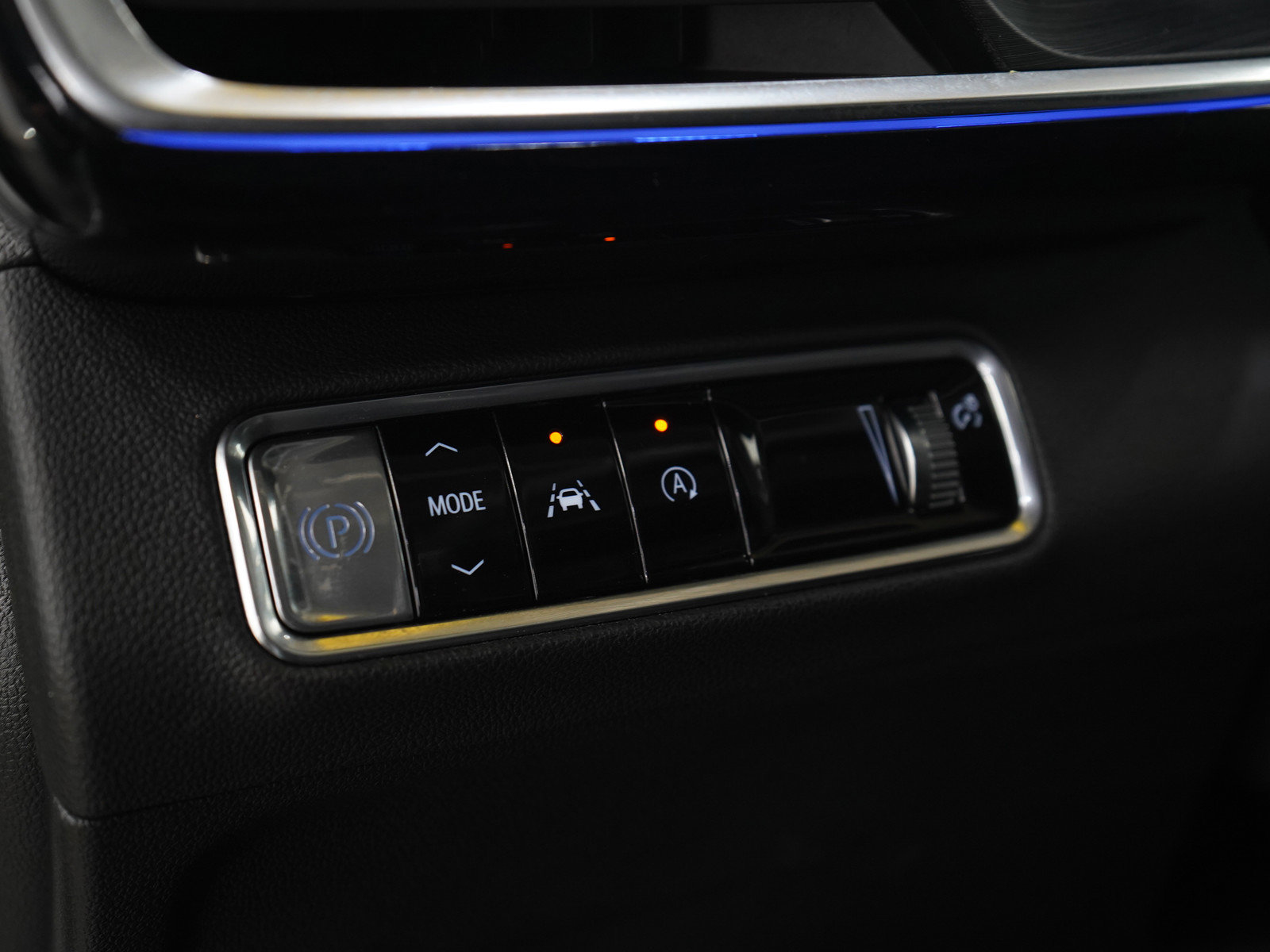 Used 2024 Buick Envision Preferred AWD/4WD image 26