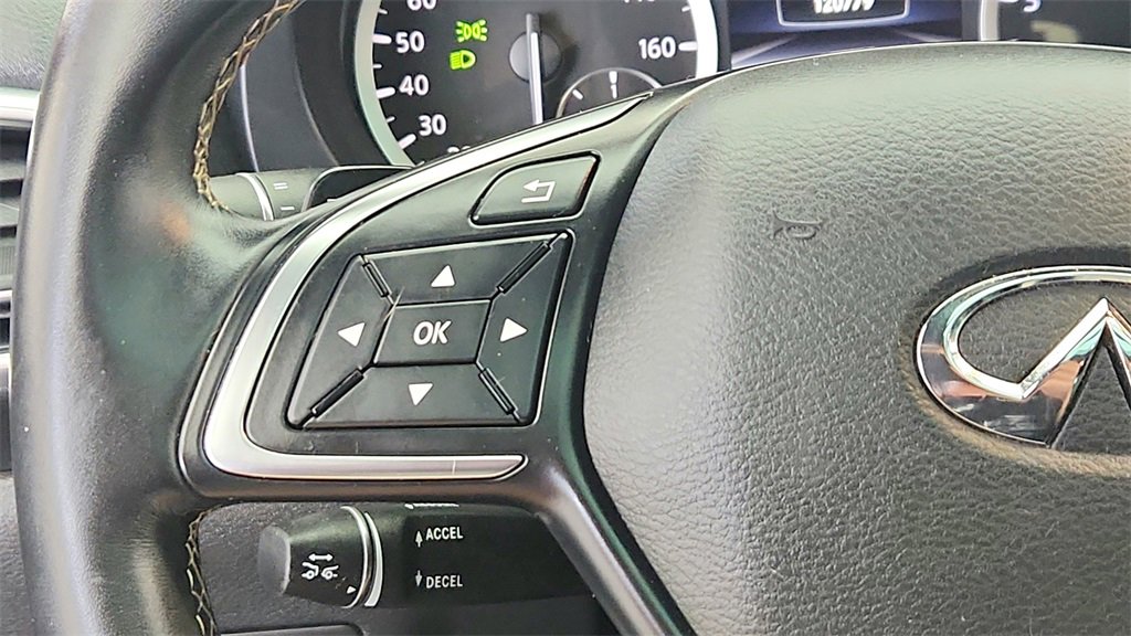 Used 2018 INFINITI QX30 Sport w/ Sport Leather Package image 24