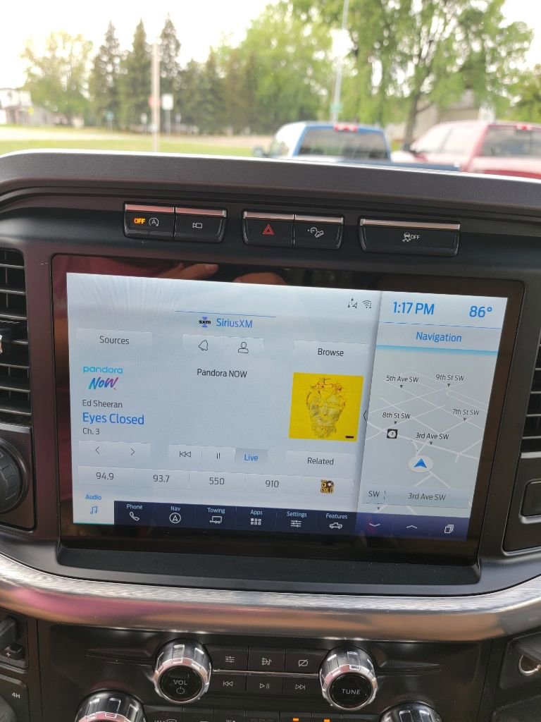 Used 2021 Ford F150 Lariat w/ Equipment Group 502A High image 24