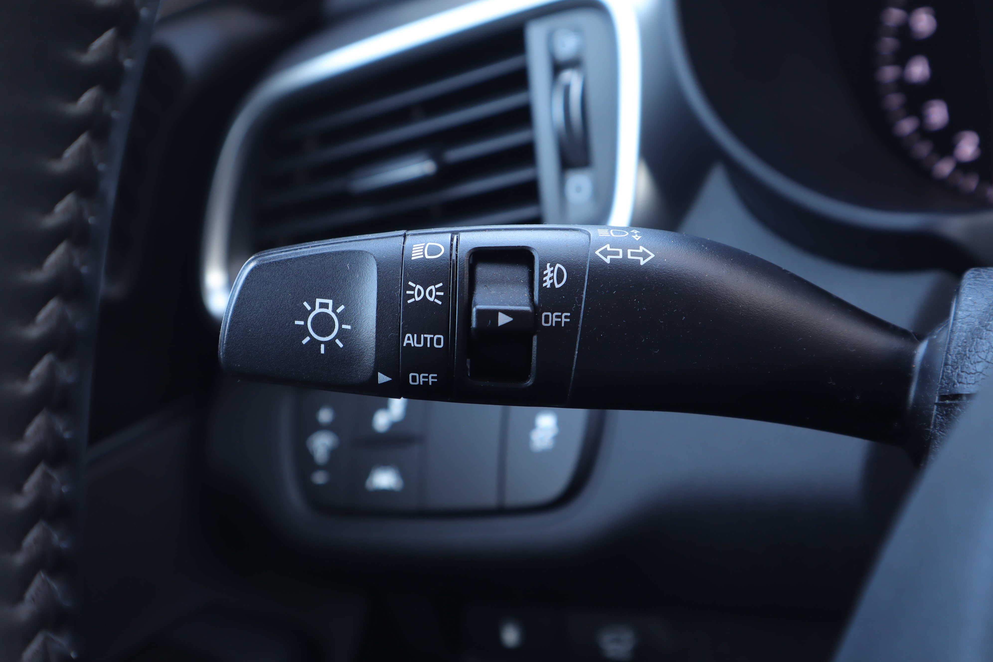 Used 2020 Kia Sorento EX image 18