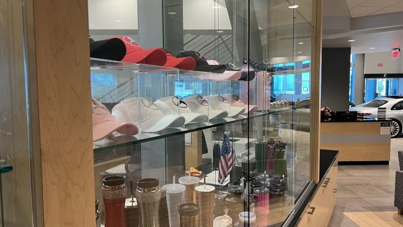 Used 2023 Nissan Rogue SV image 42