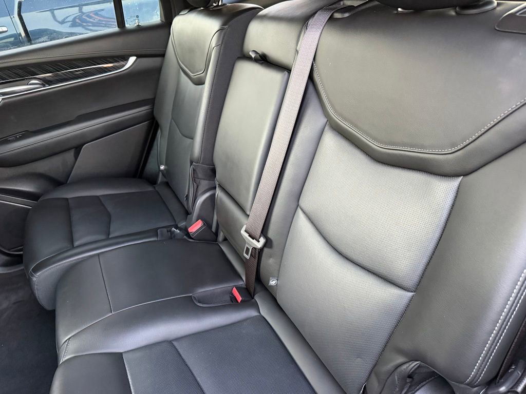 Used 2023 Cadillac XT6 Premium Luxury image 27