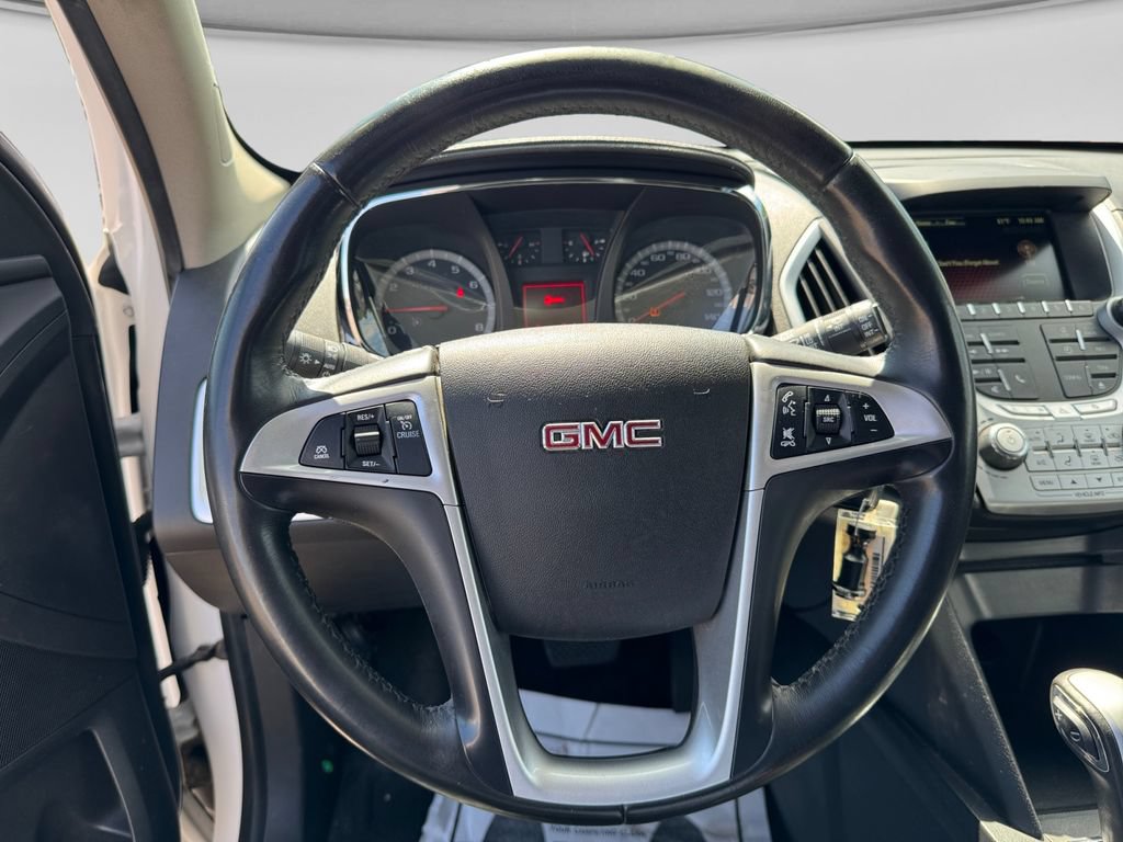 Used 2015 GMC Terrain SLE AWD/4WD image 29