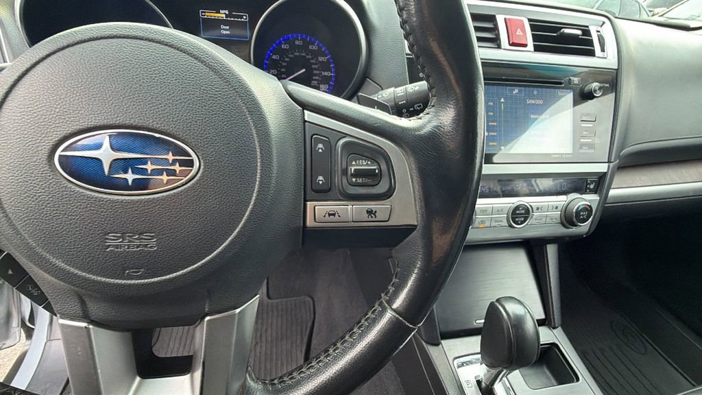 Used 2016 Subaru Outback 3.6R Limited image 29