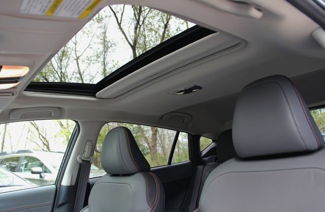 Used 2024 Subaru Crosstrek 2.5i Limited AWD/4WD image 19