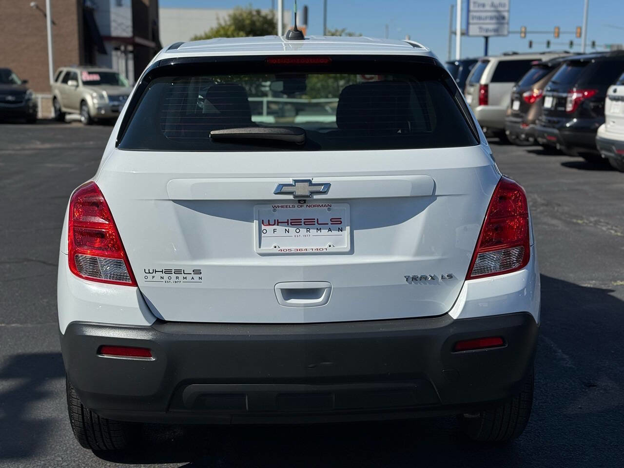 Used 2015 Chevrolet Trax LS w/ LPO, Cargo Package FWD image 6