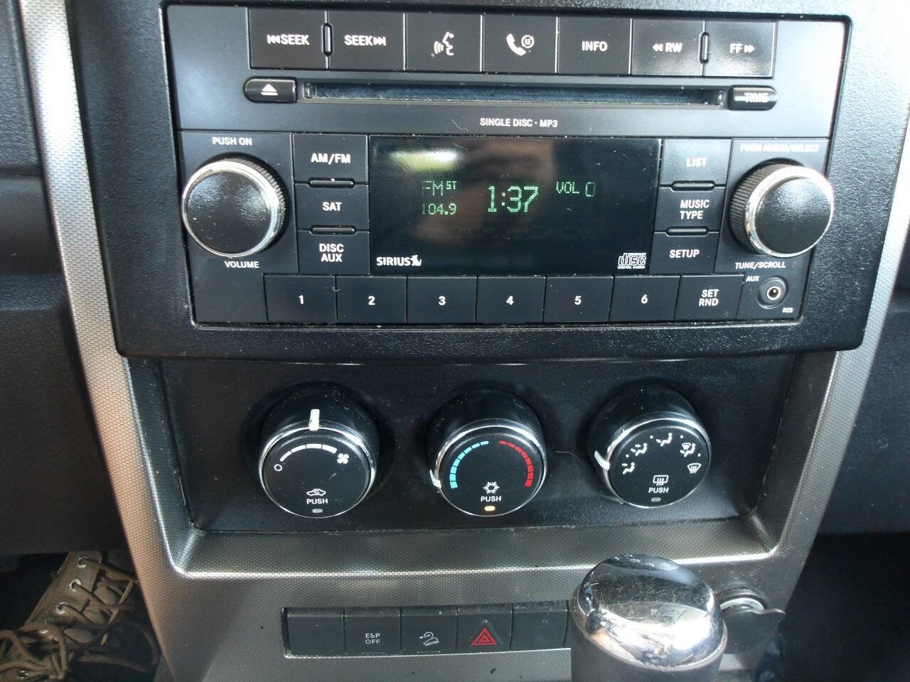 Used 2009 Jeep Liberty Sport image 12