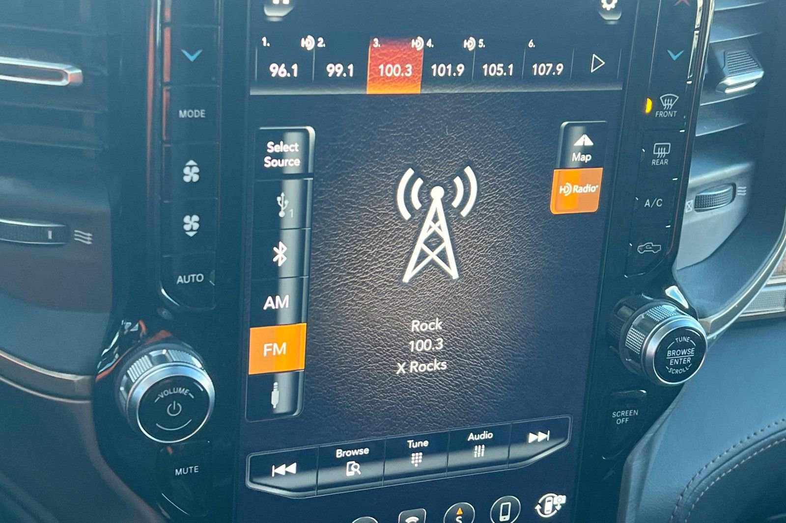 Used 2020 RAM 3500 Limited AWD/4WD image 18