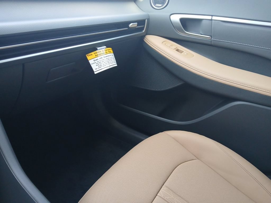 New 2026 Hyundai Sonata Limited FWD image 24