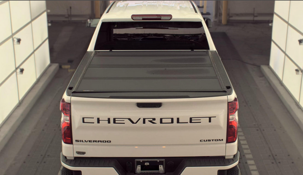 Used 2026 Chevrolet Silverado 1500 Custom w/ Turbomax Blackout Package RWD image 6