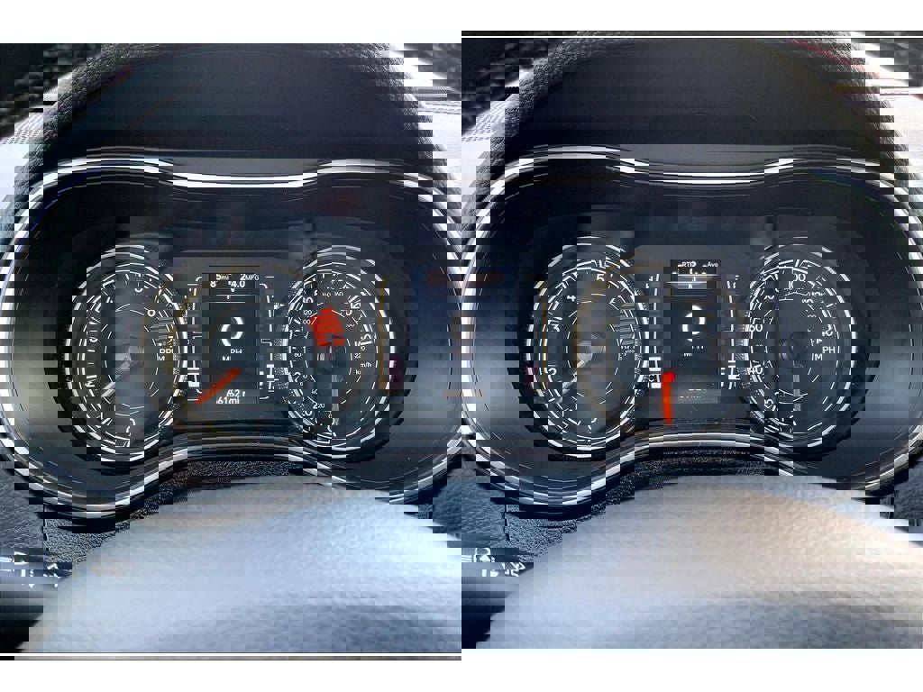 Used 2020 Jeep Cherokee Latitude Plus w/ Cold Weather Group image 22