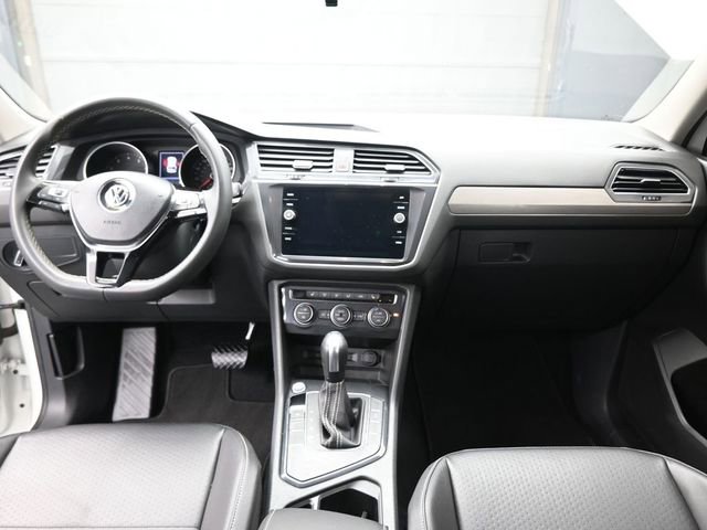 Used 2021 Volkswagen Tiguan SE image 27