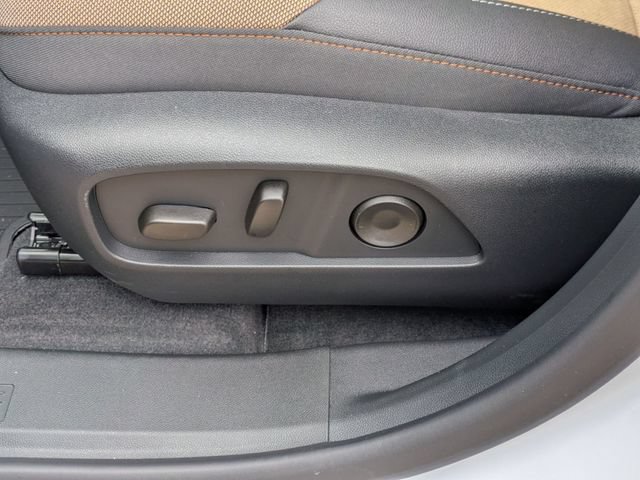 New 2026 Chevrolet Equinox ACTIV w/ Convenience Package III AWD/4WD image 11
