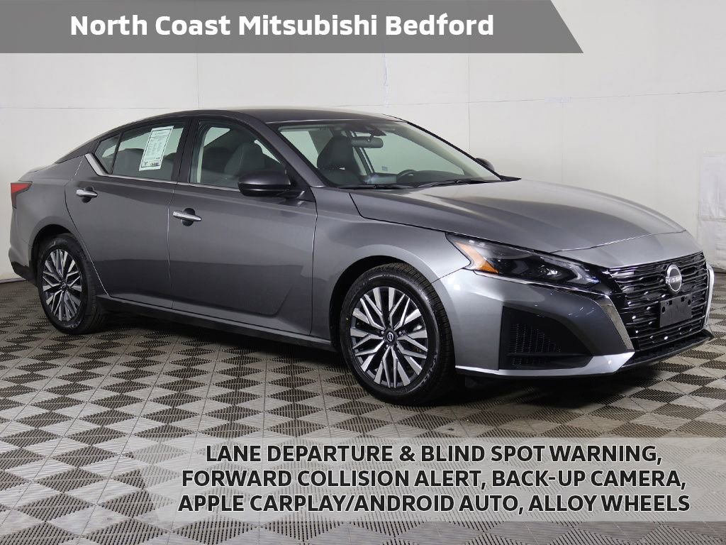 Used 2024 Nissan Altima 2.5 SV video 1