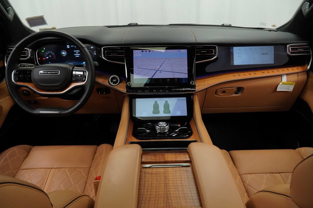 Certified 2024 Jeep Grand Wagoneer Series III w/ Rear Seat Video Group 1 AWD/4WD image 32