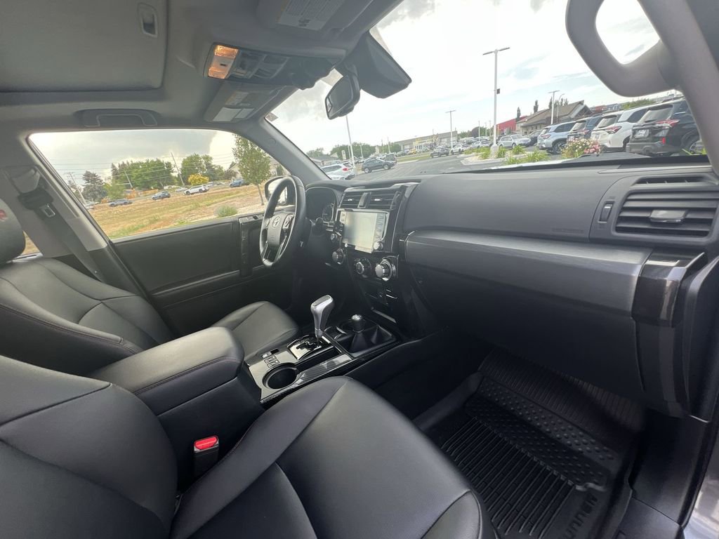 Used 2023 Toyota 4Runner TRD Off-Road Premium image 29