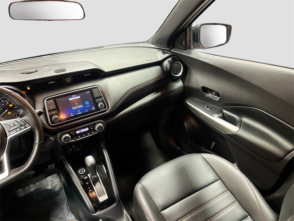 Used 2020 Nissan Kicks SR w/ SR Premium Package image 23