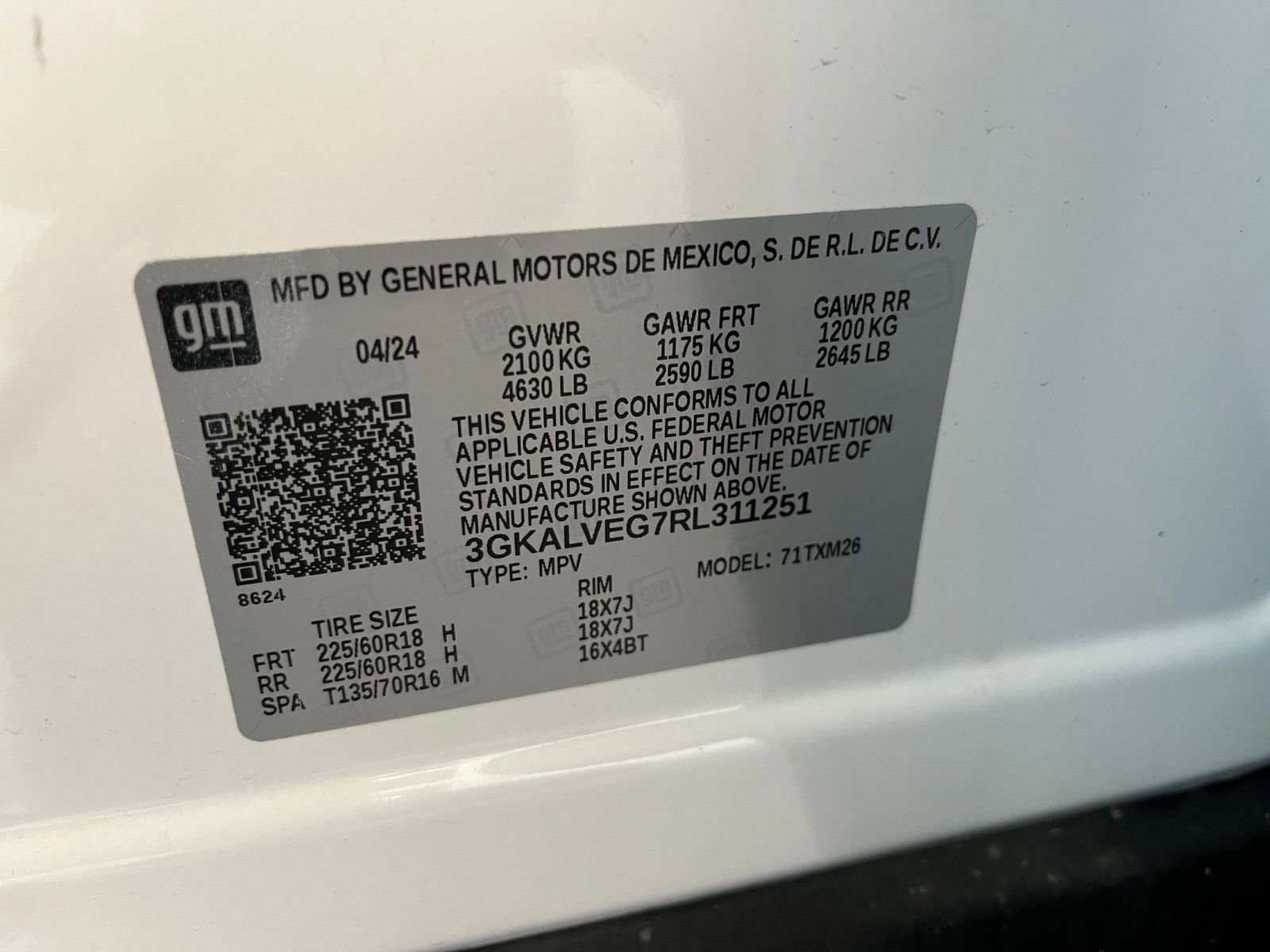 Used 2024 GMC Terrain SLT AWD/4WD image 30