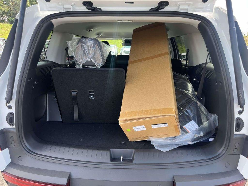 New 2026 Hyundai Santa Fe SEL FWD image 35