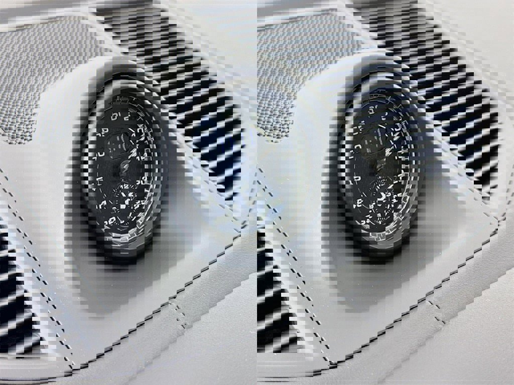 New 2026 Porsche Macan Turbo image 19