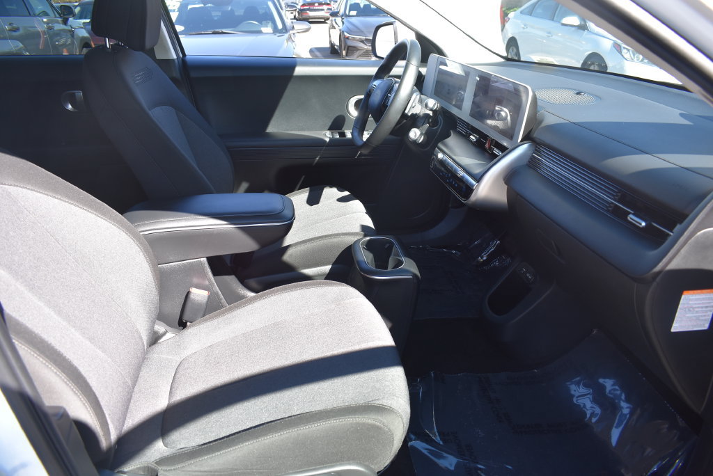 Certified 2024 Hyundai Ioniq 5 SE RWD image 12