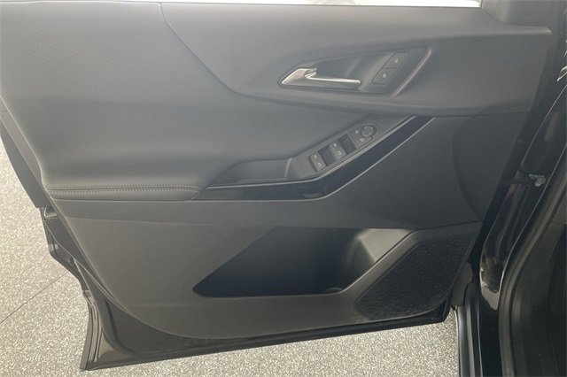 Used 2025 Chevrolet Equinox LT w/ Safety and Technology Package image 36