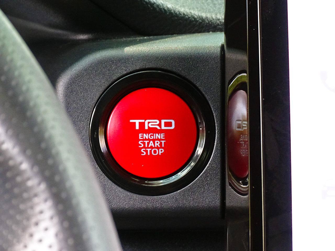 Used 2025 Toyota 4Runner TRD Sport Premium w/ Tow Technology Package AWD/4WD image 40