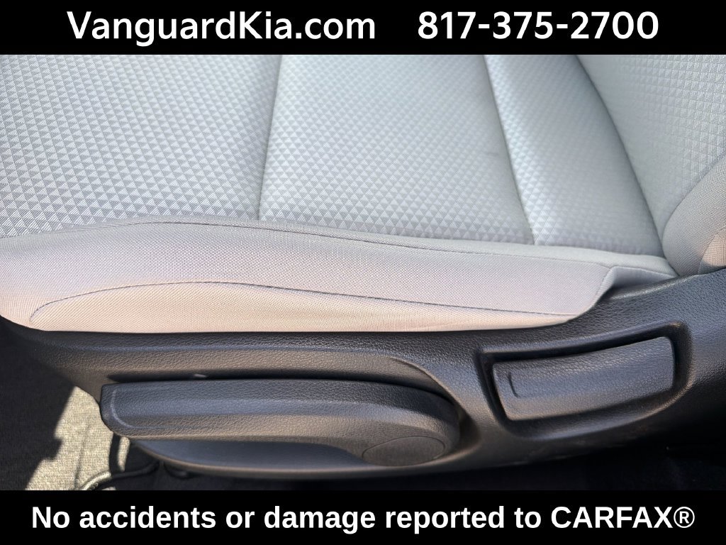 Certified 2023 Kia Soul LX FWD image 16
