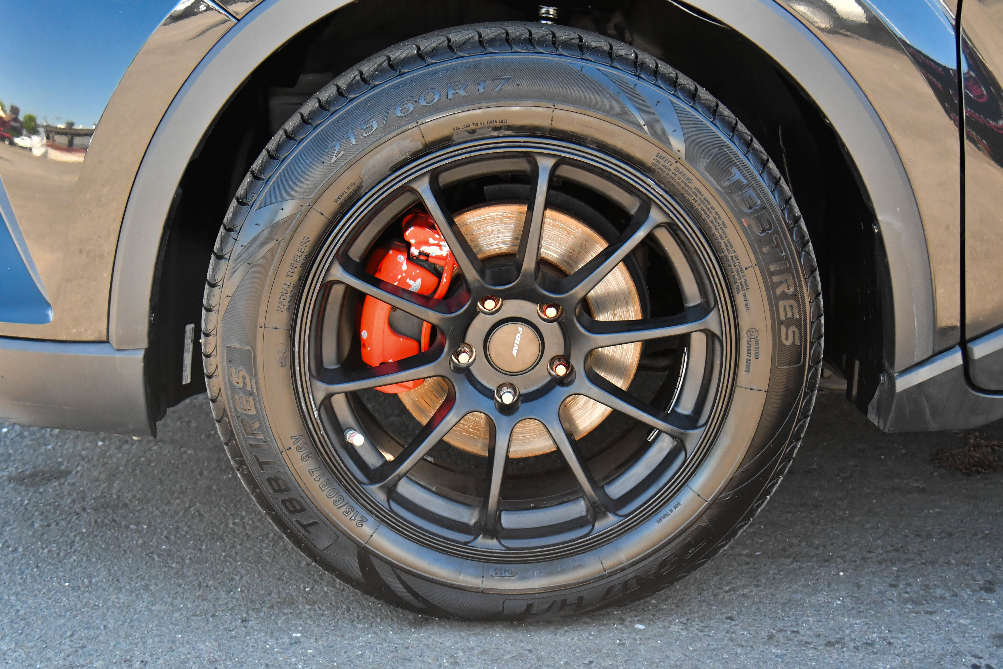 Used 2019 Toyota C-HR LE image 12