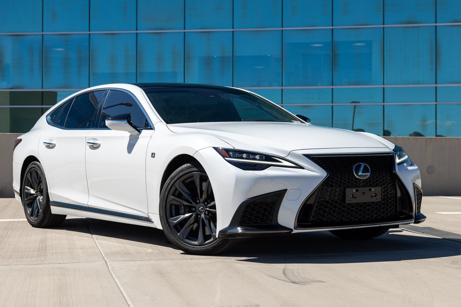 Used 2023 Lexus LS 500 F Sport w/ Cold Weather Package (CK) RWD image 52