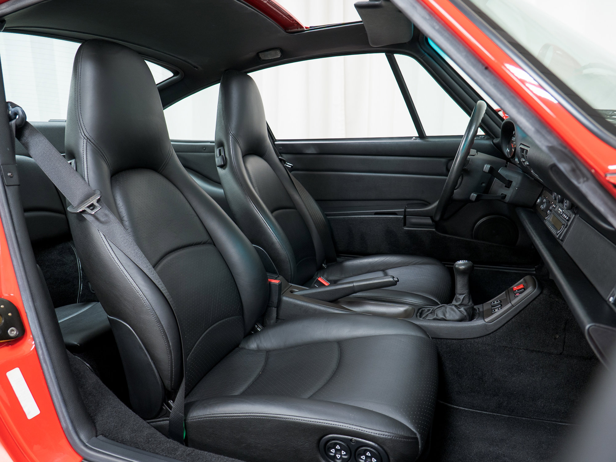 Used 1996 Porsche 911 GT3 RS image 40