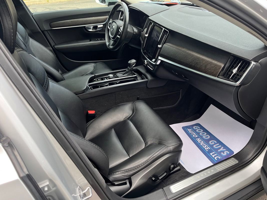 Used 2018 Volvo V90 T5 Cross Country w/ Convenience Package image 20
