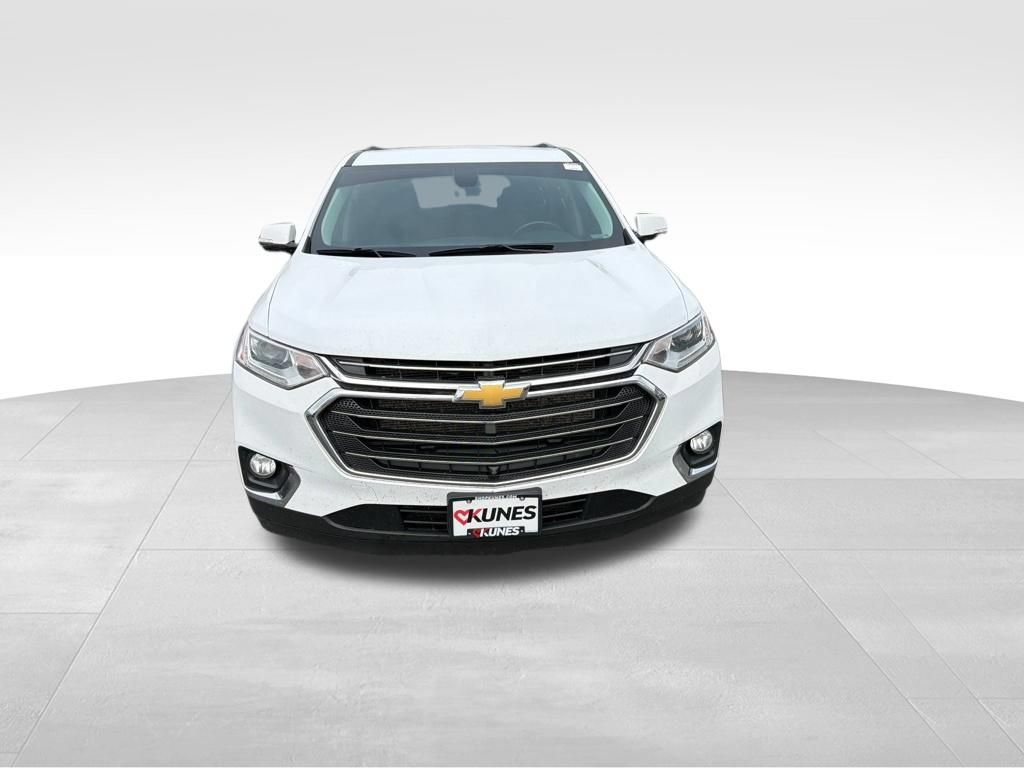 Used 2020 Chevrolet Traverse LT w/ LT Premium Package FWD image 4